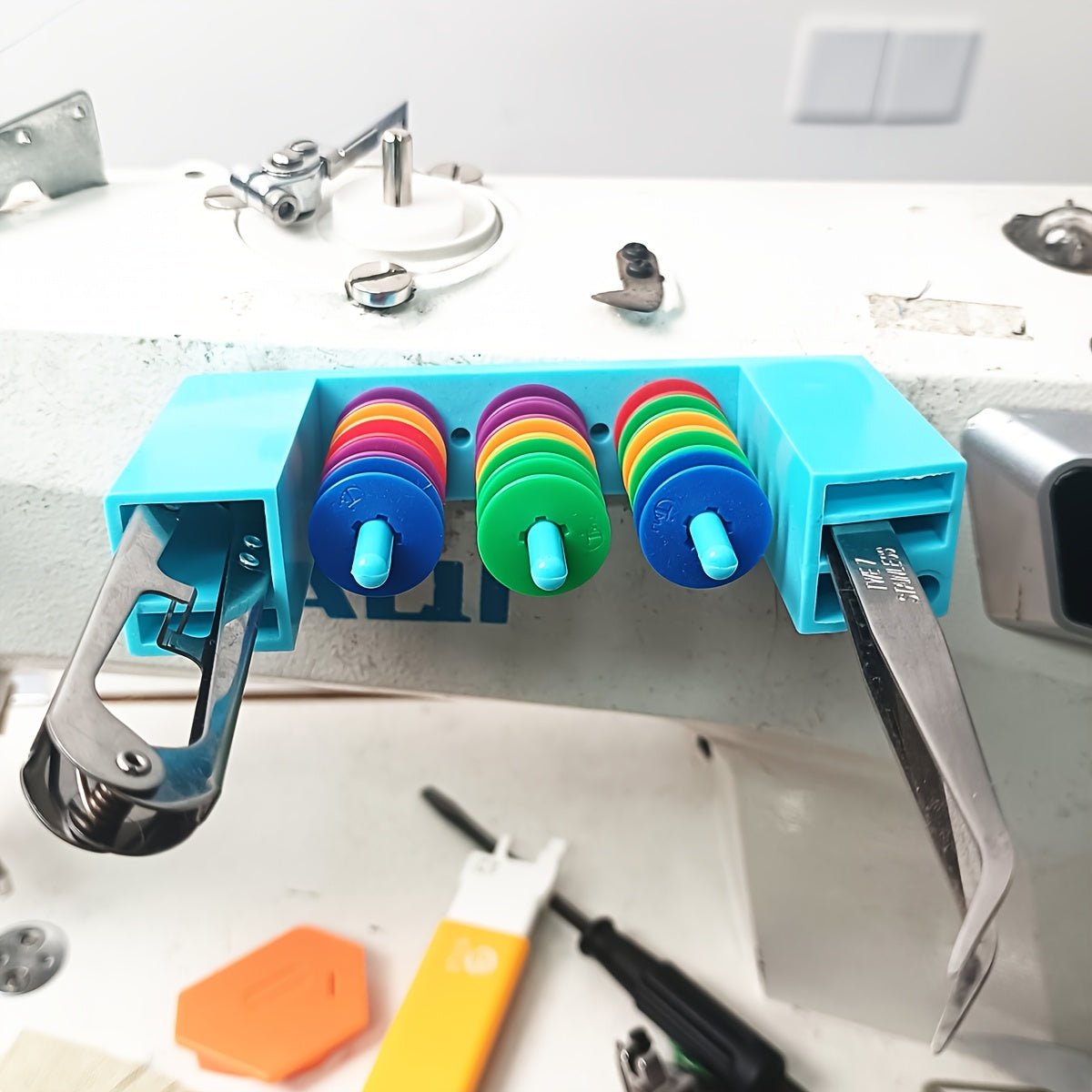 bobbin holder 3 spool magnetic Organizer Rack