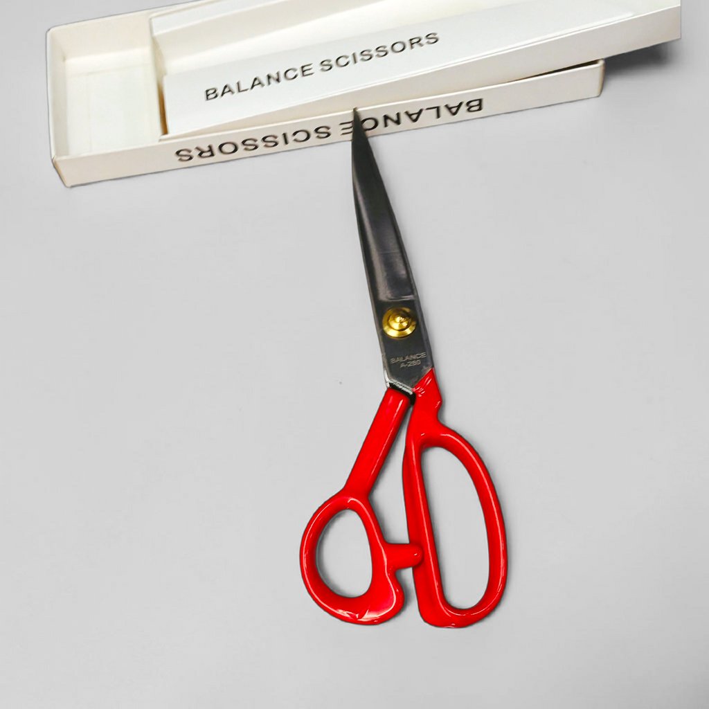 QUEED TAILOR SCISSORS RED HANDLE