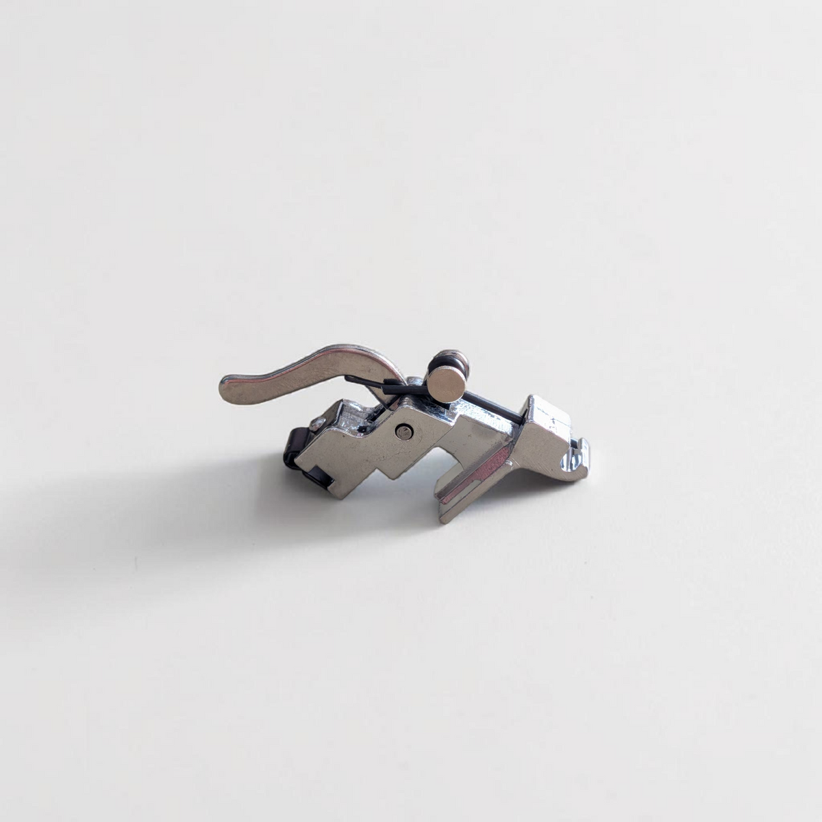 QUEED SEWING PRESSURE FOOT