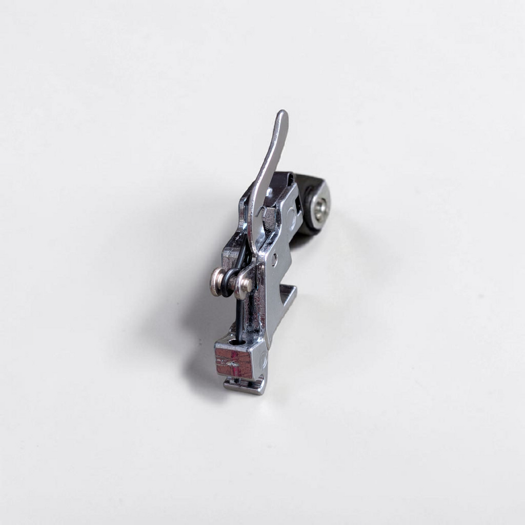 QUEED HOUSEHOLD SEWING PRESSURE FOOT