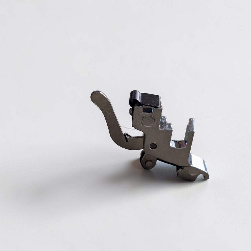 QUEED HOUSEHOLD SEWING PRESSURE FOOT