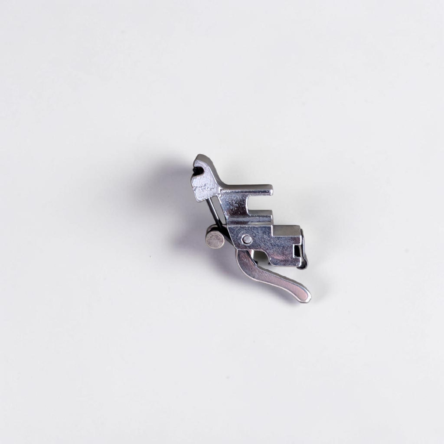 QUEED HOUSEHOLD SEWING PRESSURE FOOT