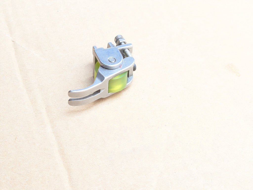 P351 Silicon Roller Presser Foot for Industrial Sewing Machine