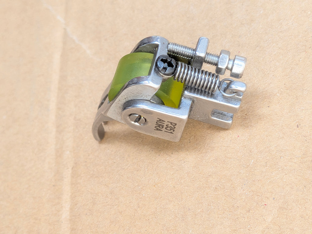 P351 Silicon Roller Presser Foot for Industrial Sewing Machine