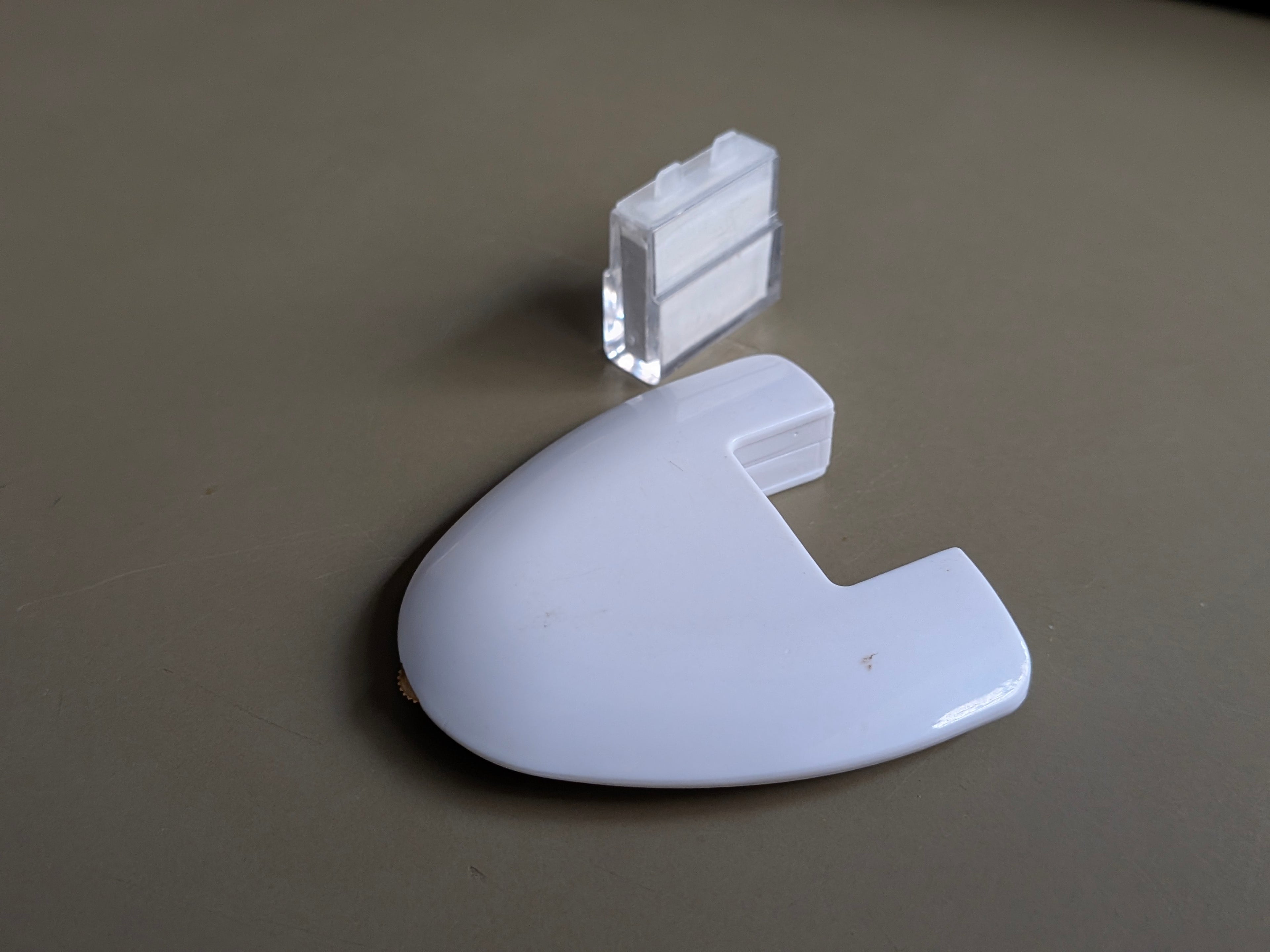 Triangular Chalk Wheel Fabric Marker white