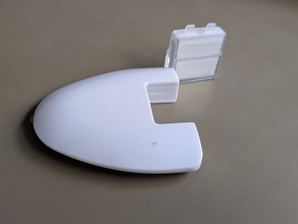 Triangular Chalk Wheel Fabric Marker white