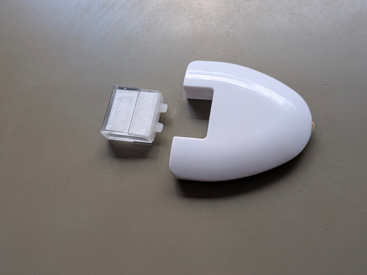 white chalk u shape wheel
