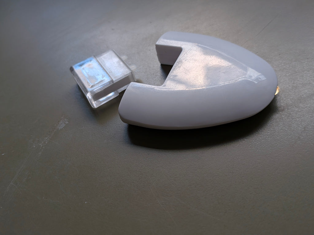 white chalk u shape wheel