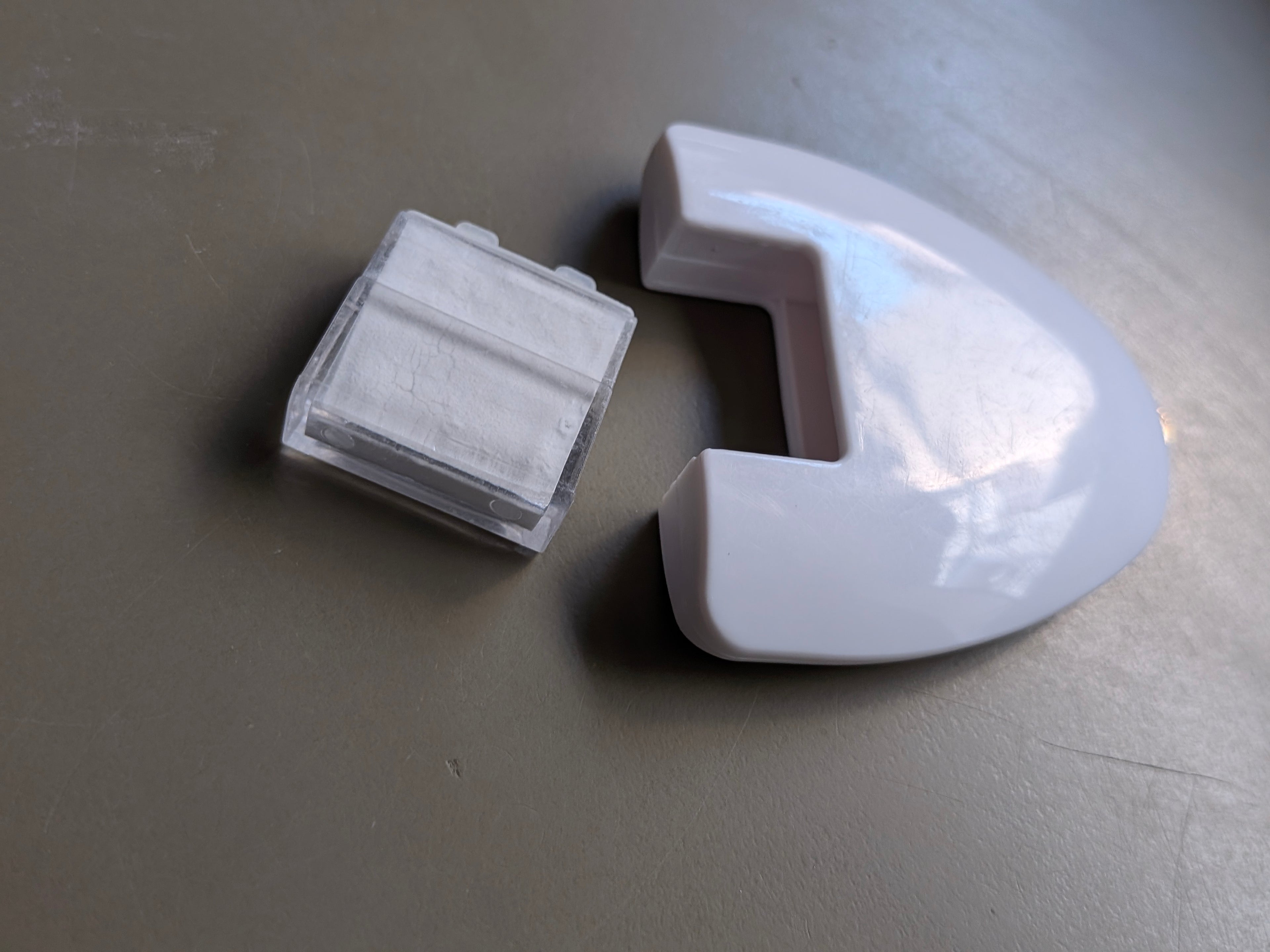 Triangular Chalk Wheel Fabric Marker white