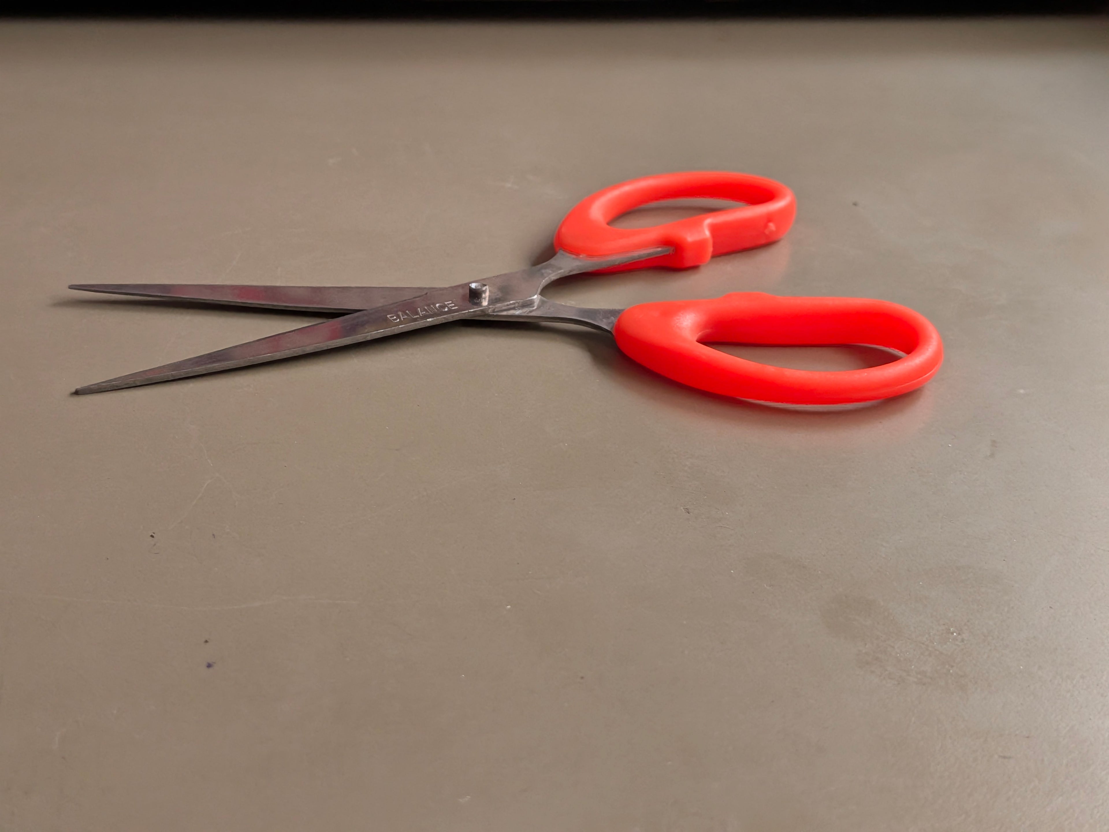 model002 scissor red for craft , school, office