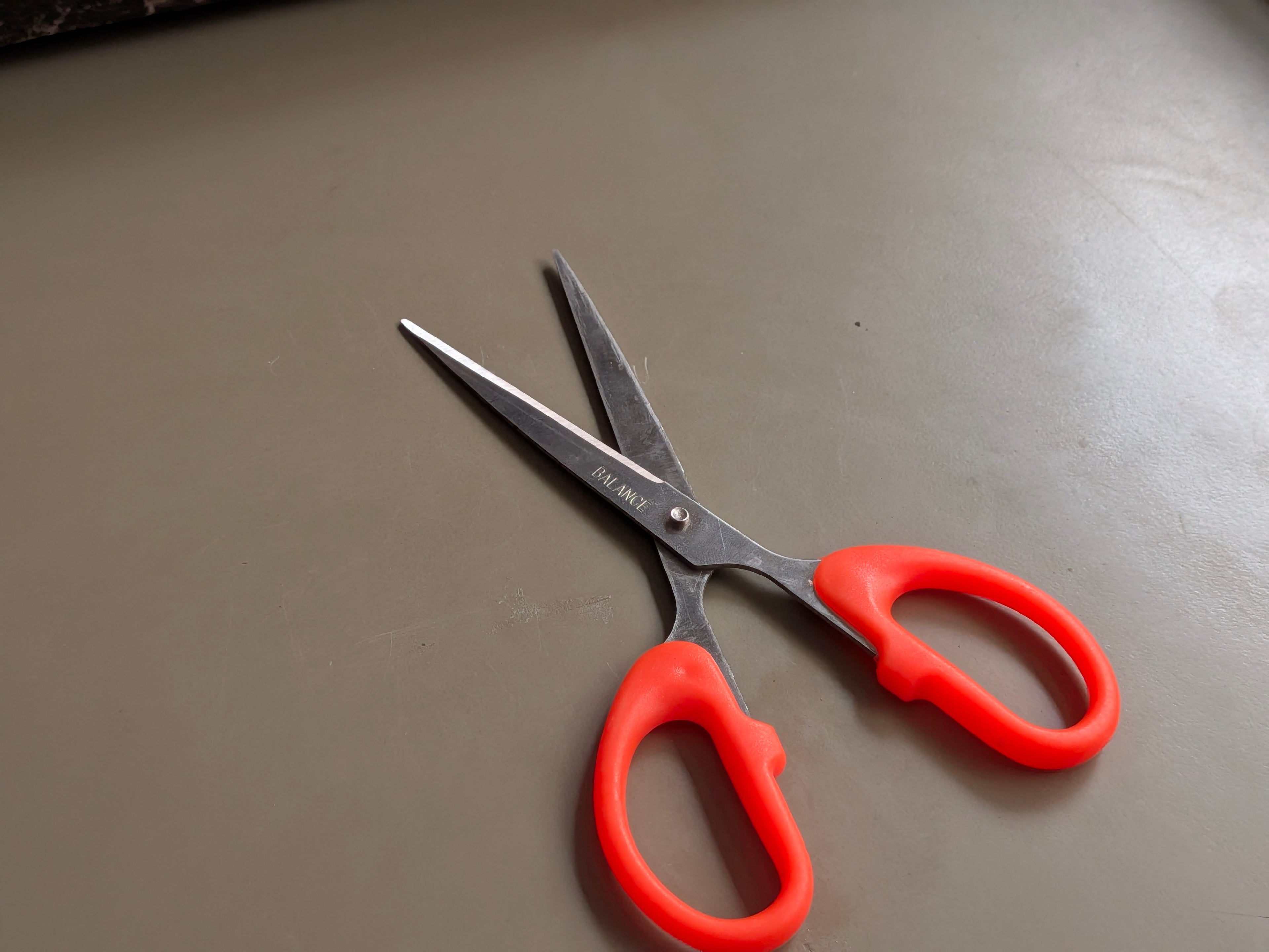 model002 scissor red for craft , school, office