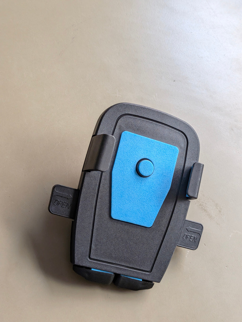 magnetic mobile holder