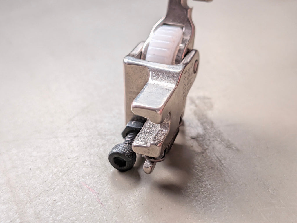 QUEED T168 TEFLON SEWING MACHINE ZIPPER ROLLER MACHINE