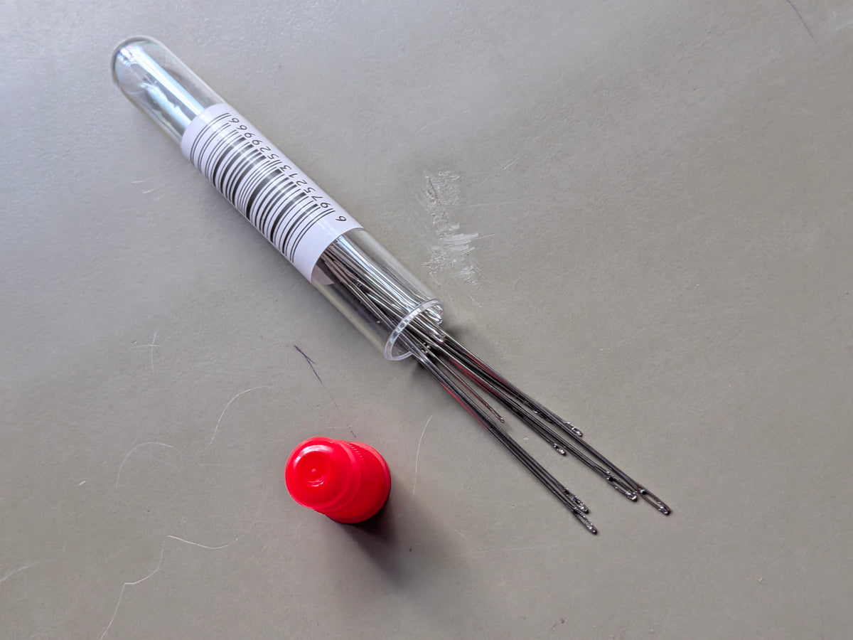 18 Piece Hand Sewing Needle Kit by QUEED