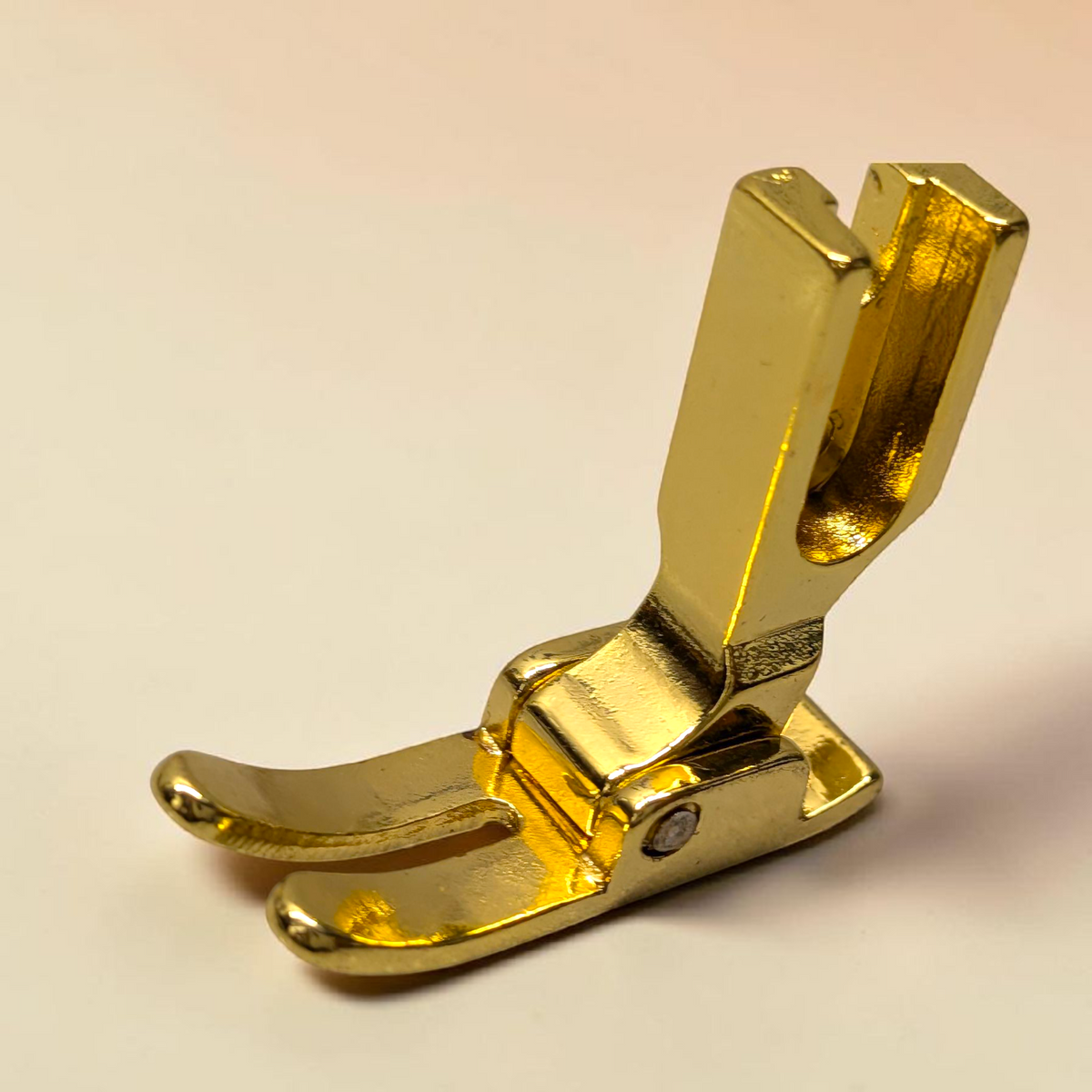 Queed P351 Gold Plated Universal Zig Zag Presser Foot for Industrial & Domestic Sewing Machines