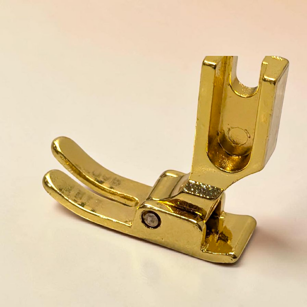 Queed P351 Gold Plated Universal Zig Zag Presser Foot for Industrial & Domestic Sewing Machines