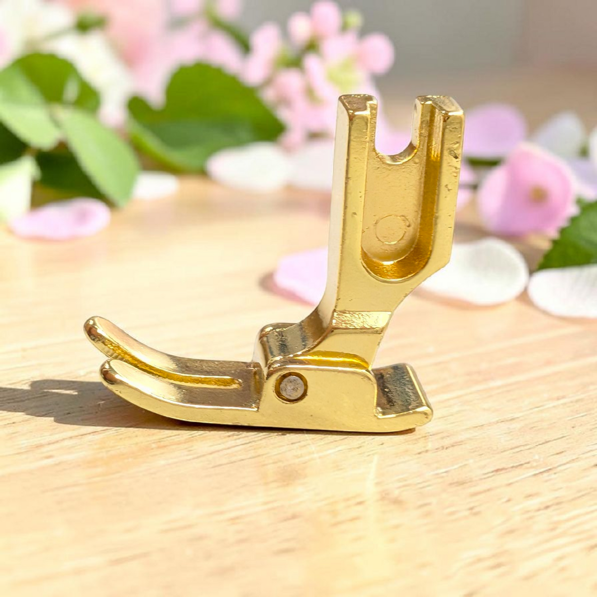 p351 zig zag pressure foot gold plated