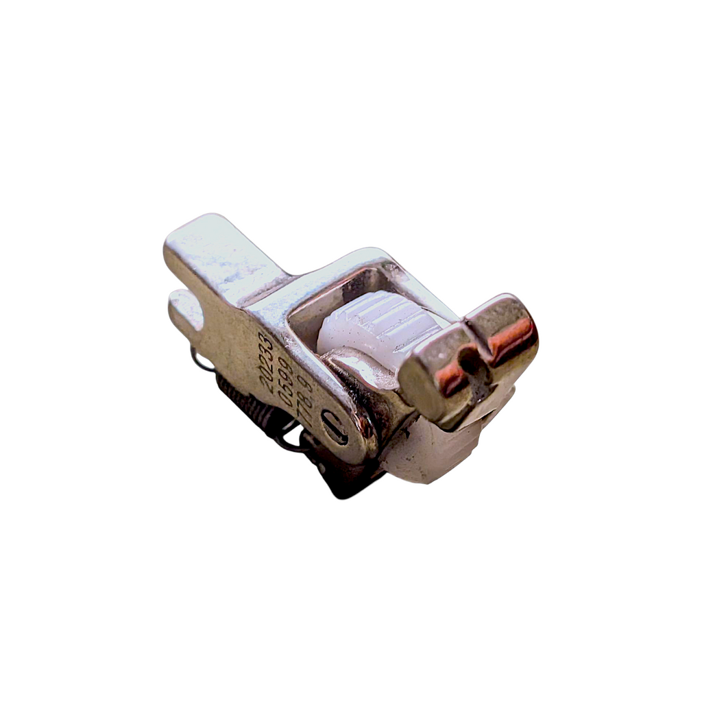 QUEED T168 TEFLON ZIPPER PRESSURE FOOT